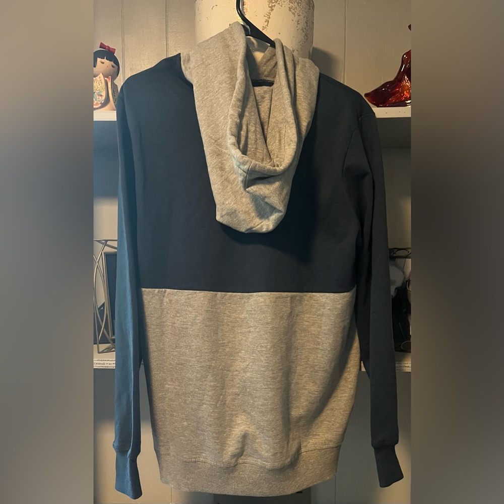 Volcom Hoodie - image 5